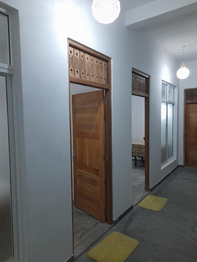 Апартаменты Hiriketiya Hasmal House Диквелла Экстерьер фото